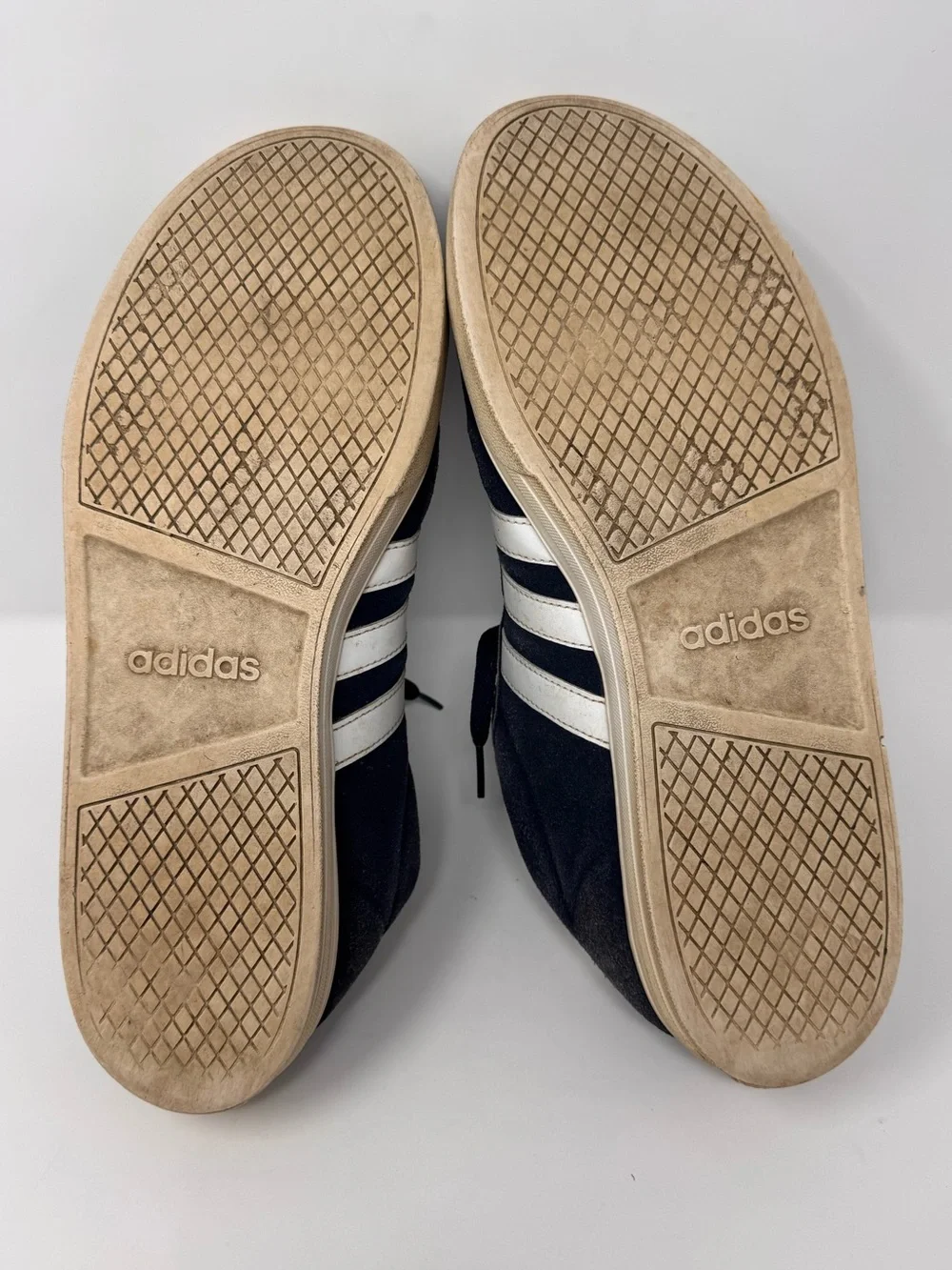 Adidas Suede Sneakers, Navy White, Sz 13, Classic stripe athletic sporty casual